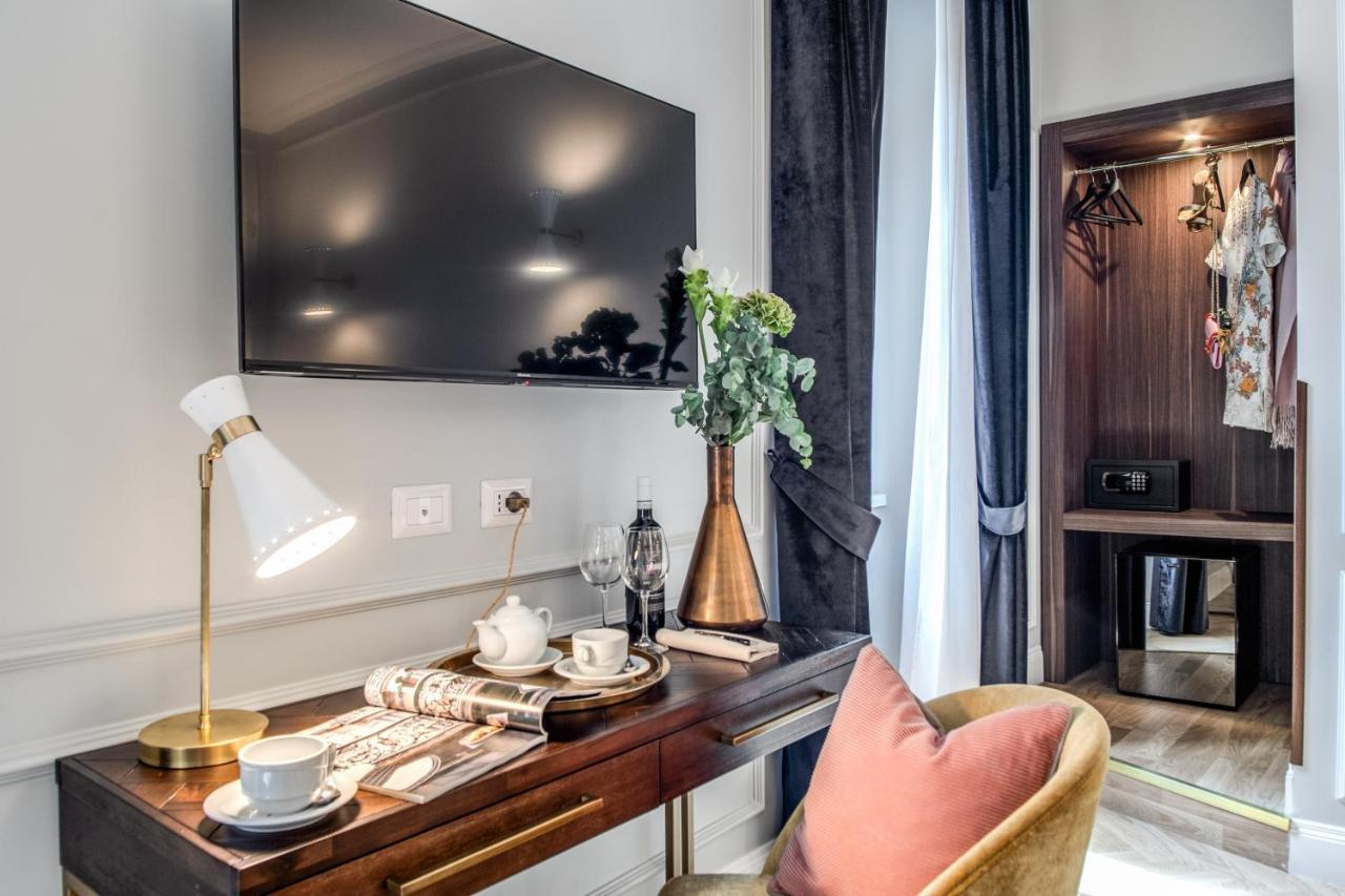 Tree Charme Augusto Luxury Suites Рим Екстер'єр фото