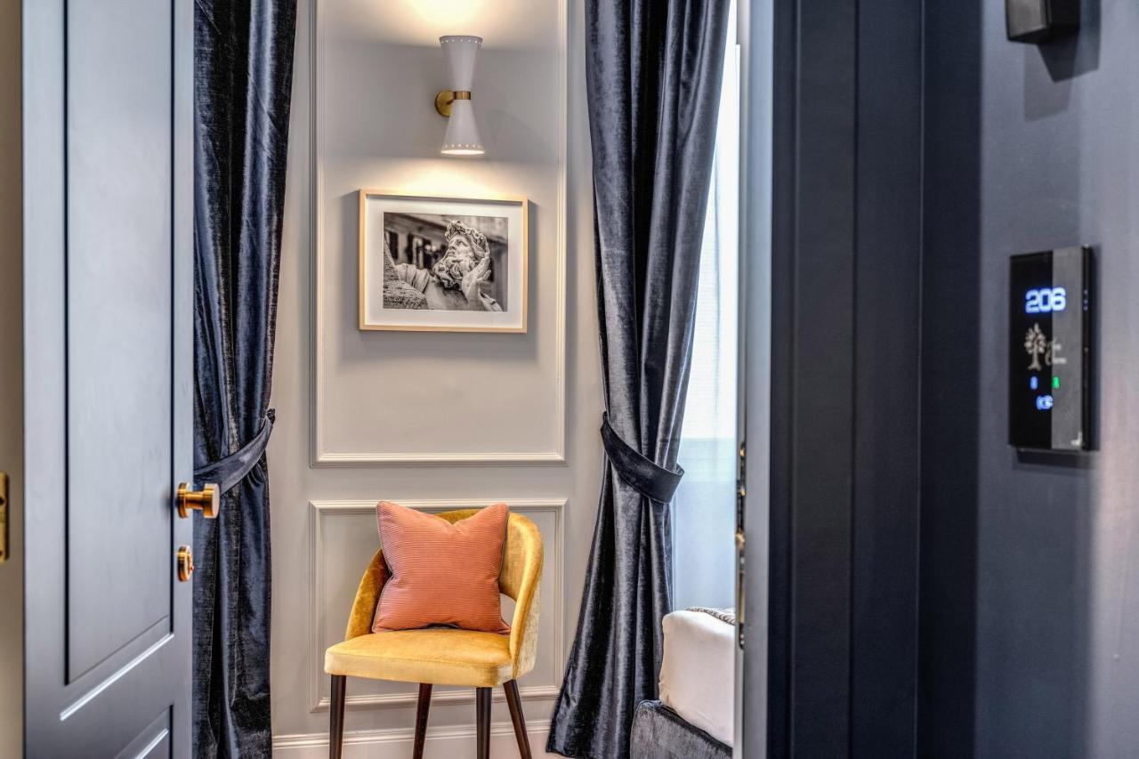 Tree Charme Augusto Luxury Suites Рим Екстер'єр фото